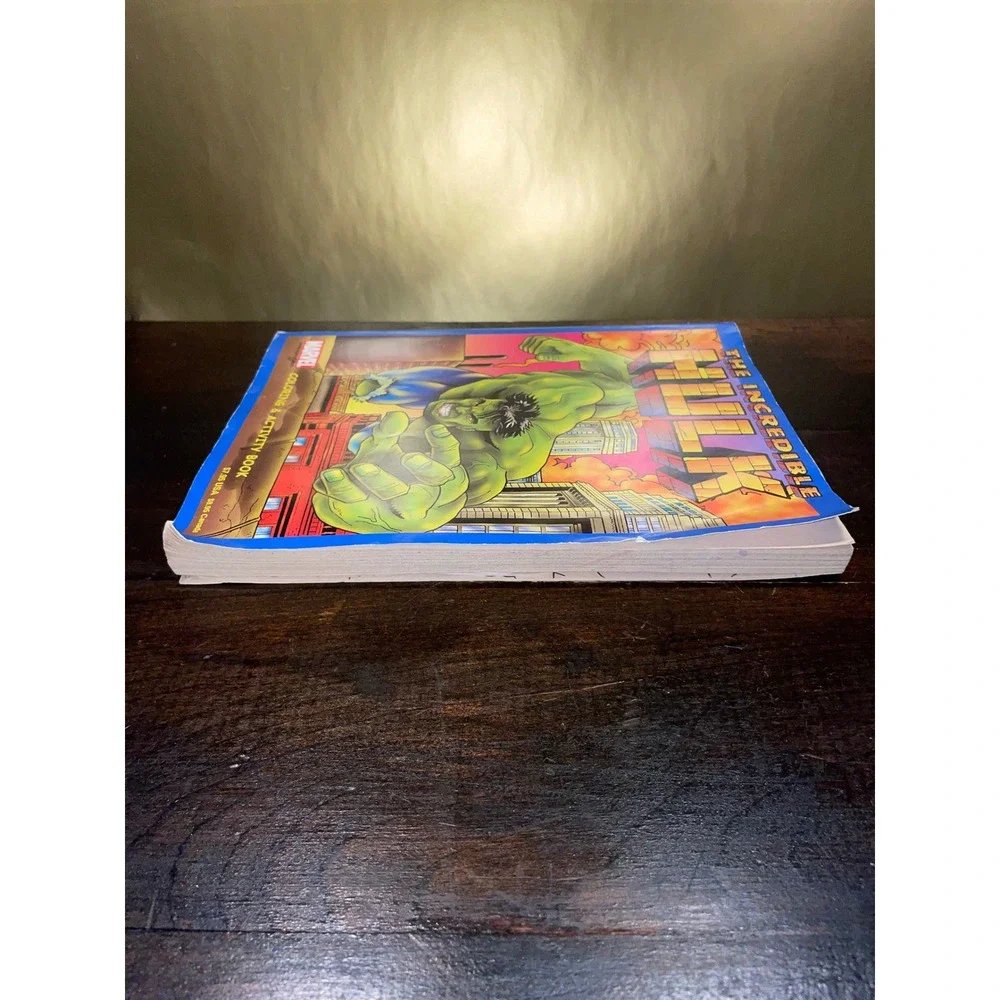 The Incredible Hulk Coloring & Activity Book Marvel 2002 Paradise Press‎